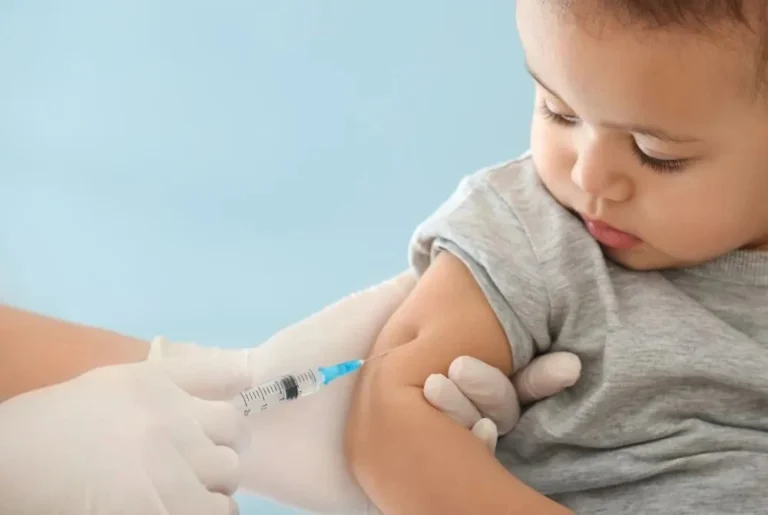 Childhood Vaccination Guide: What Parents Need to Know at Every Age